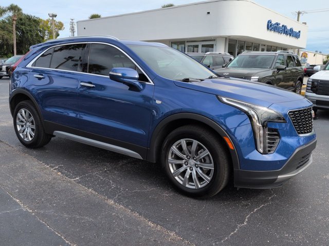 Used 2023 Cadillac XT4 Premium Luxury w/ Driver Assist Package FWD image 2