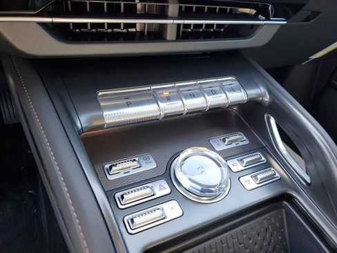 New 2026 Lincoln Nautilus Premier AWD/4WD image 29