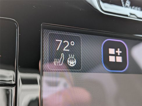 Certified 2025 RAM 1500 Laramie w/ Bed Utility Group image 26