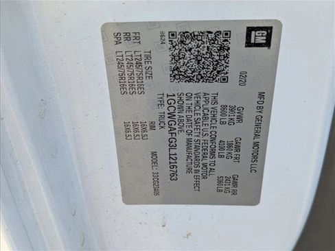 Used 2020 Chevrolet Express 2500 w/ Driver Convenience Package RWD image 16