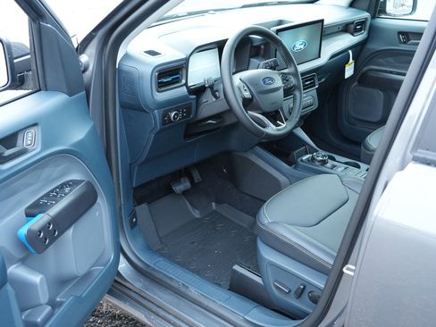 New 2026 Ford Maverick Lobo AWD/4WD image 18