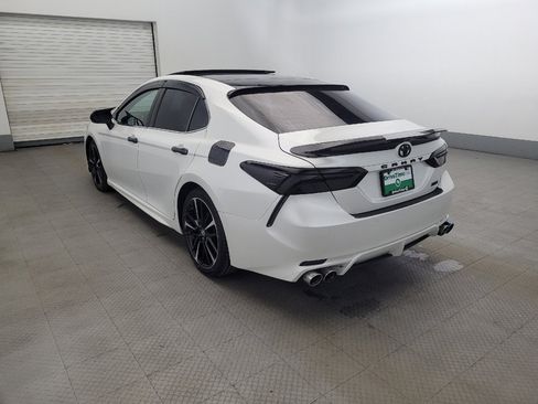 Used 2018 Toyota Camry XSE FWD image 5