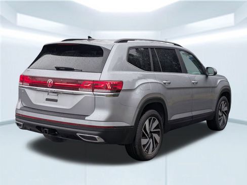 Used 2024 Volkswagen Atlas SE image 6
