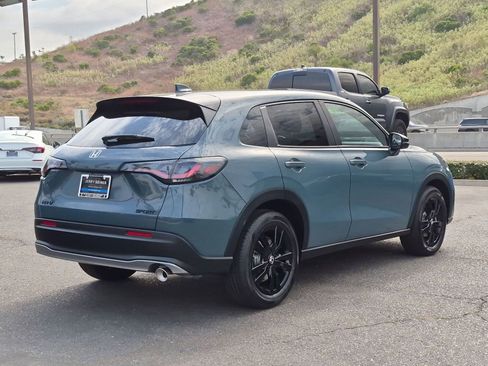 New 2026 Honda HR-V Sport image 9