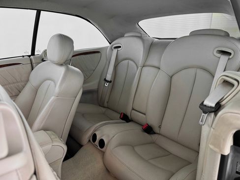 Used 2007 Mercedes-Benz CLK 550 Cabriolet image 25