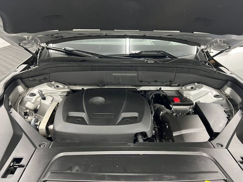 Used 2019 Volvo XC90 T5 Momentum w/ Advanced Package image 30