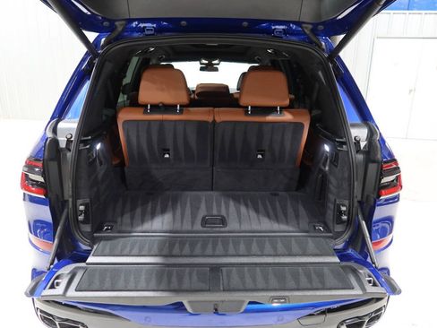 Used 2025 BMW X7 M60i AWD/4WD image 27