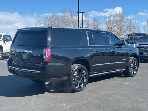 Used 2020 GMC Yukon XL Denali w/ Denali Ultimate Package image 5