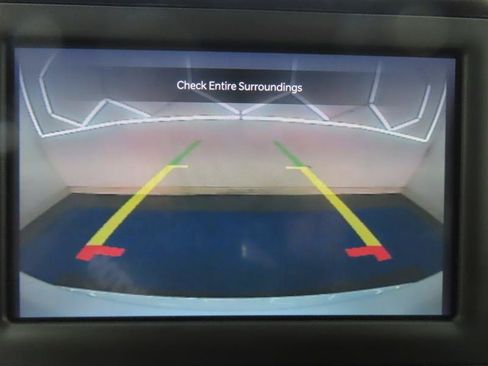 Used 2023 Chrysler Voyager LX FWD image 26