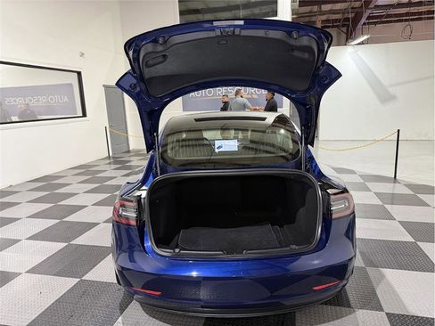 Used 2018 Tesla Model 3 Long Range image 24