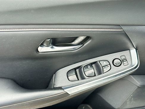 Used 2020 Nissan Sentra SR FWD image 19