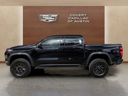 Used 2024 Chevrolet Colorado ZR2 w/ Technology Package AWD/4WD image 2