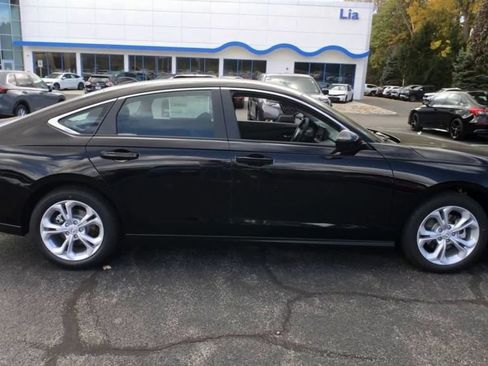 New 2025 Honda Accord LX image 10