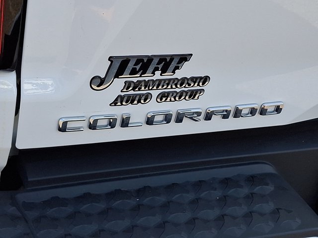 Used 2024 Chevrolet Colorado LT w/ LT Convenience Package II AWD/4WD image 35