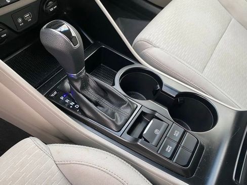 Used 2019 Hyundai Tucson Value w/ Cargo Package image 24