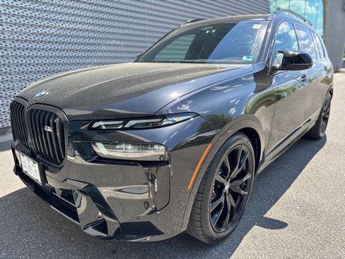 Used 2025 BMW X7 M60i AWD/4WD image 1