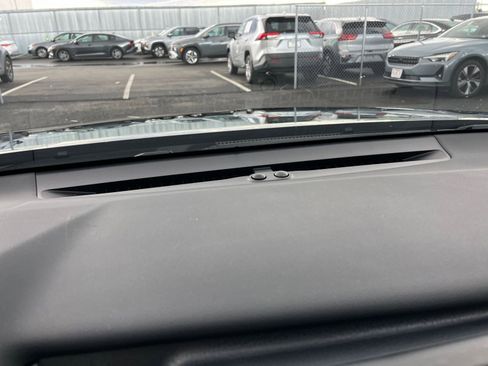 Used 2025 Toyota Camry LE image 18