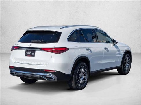 New 2026 Mercedes-Benz GLC 300 image 2