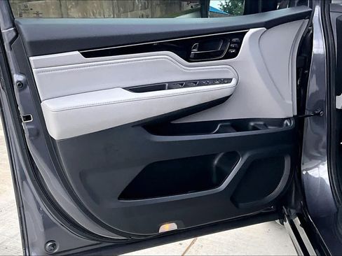 Used 2019 Honda Odyssey Elite image 21