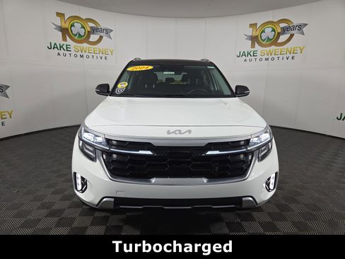 Used 2024 Kia Seltos SX image 2