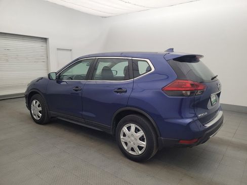 Used 2020 Nissan Rogue S FWD image 3