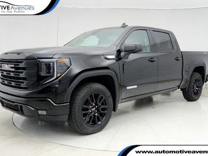 Used 2025 GMC Sierra 1500 Elevation