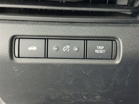 Used 2023 Nissan Altima 2.5 SV image 14