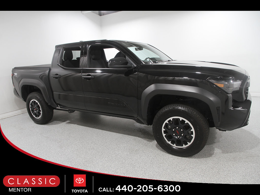 Certified 2025 Toyota Tacoma TRD Off-Road AWD/4WD image 1