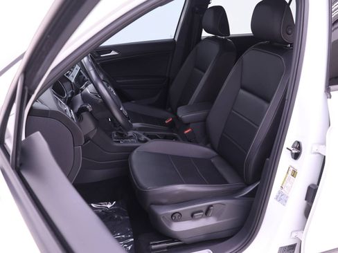 Used 2021 Volkswagen Tiguan SE R-Line w/ 3rd Row Seat Package AWD/4WD image 4