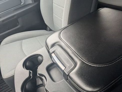 Used 2022 RAM 1500 Classic SLT w/ Protection Group AWD/4WD image 47