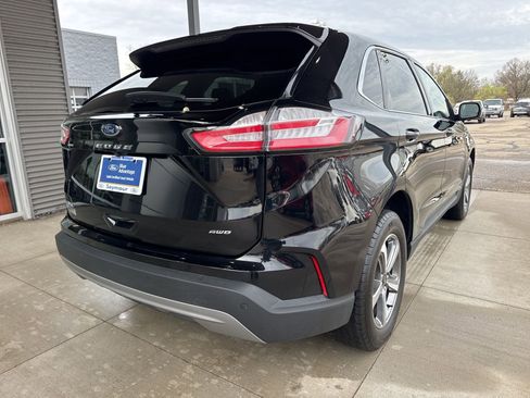 Certified 2024 Ford Edge SEL w/ Convenience Package AWD/4WD image 8