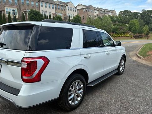 Used 2020 Ford Expedition XLT w/ Equipment Group 202A RWD image 7