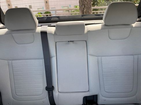 Certified 2025 Hyundai Santa Cruz SE image 18