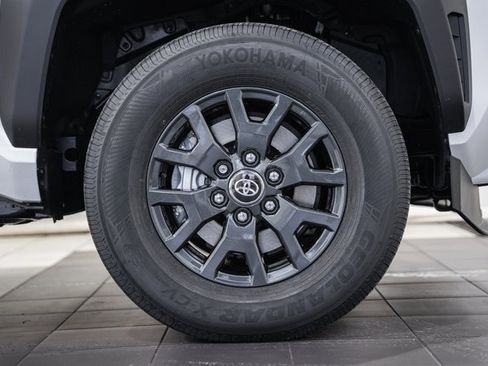 New 2026 Toyota 4Runner SR5 image 16