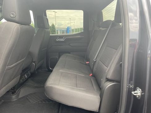Used 2022 Chevrolet Silverado 1500 RST AWD/4WD image 28