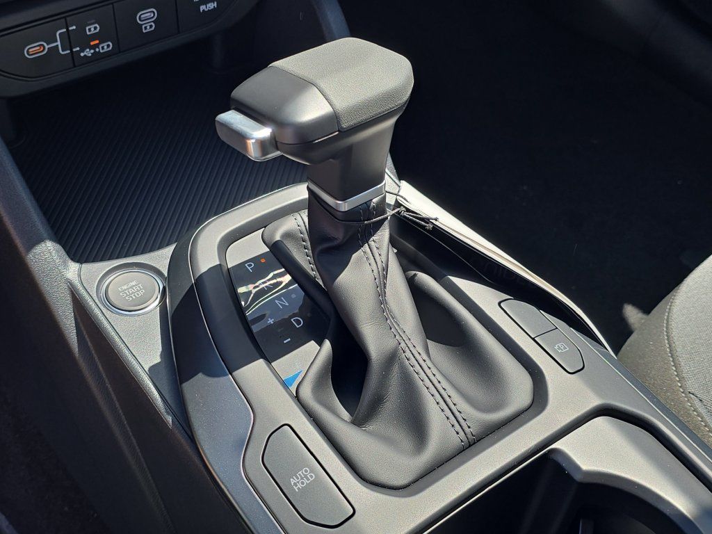 New 2026 Kia K4 FWD image 25