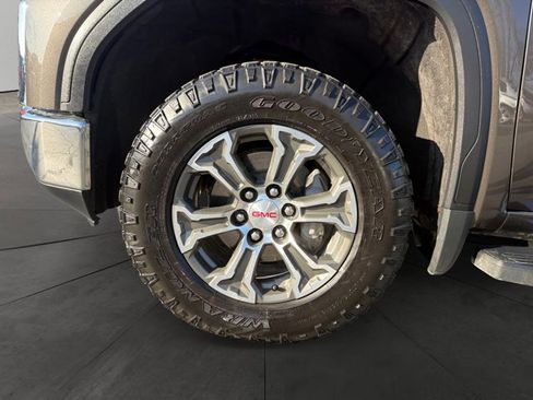 Used 2019 GMC Sierra 1500 SLT image 9