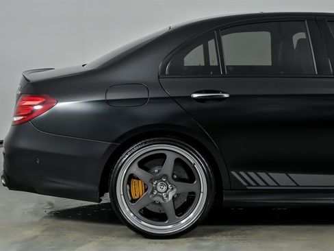Used 2018 Mercedes-Benz E 63 AMG S image 13
