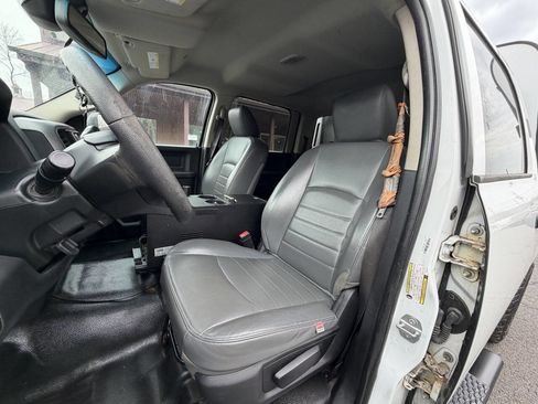 Used 2018 RAM 2500 Tradesman w/ Protection Group image 25