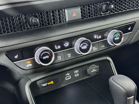 Certified 2024 Honda CR-V EX image 15