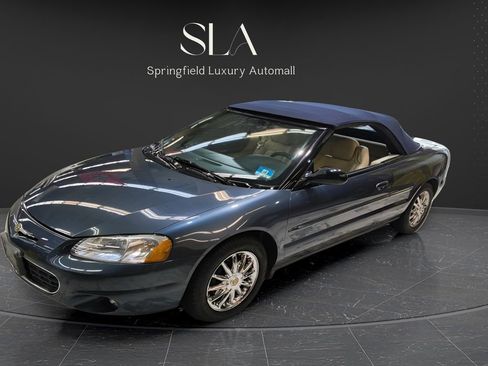 Used 2002 Chrysler Sebring Limited FWD image 7