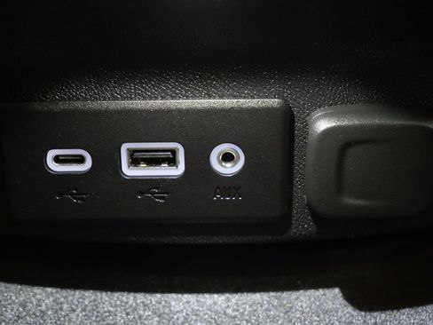 Used 2025 Chevrolet Malibu LT FWD image 21