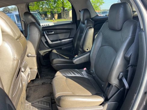 Used 2008 GMC Acadia SLE w/ Preferred Package FWD image 14
