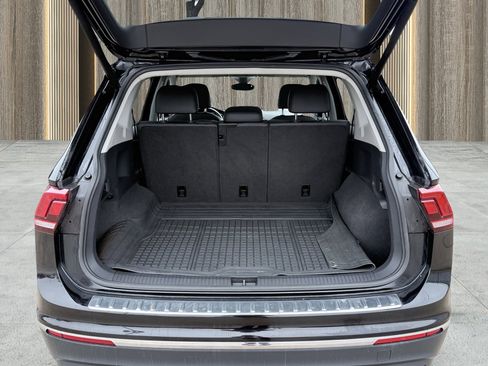 Used 2019 Volkswagen Tiguan SEL Premium image 5