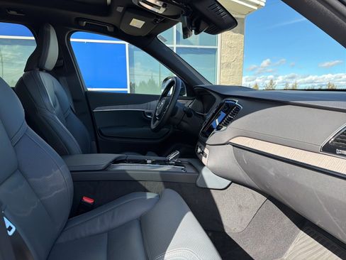 Used 2024 Volvo XC90 T8 Ultimate w/ Protection Package Premier image 14