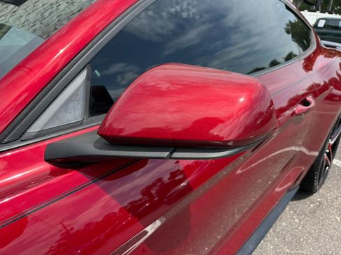Used 2017 Ford Mustang Coupe RWD image 13