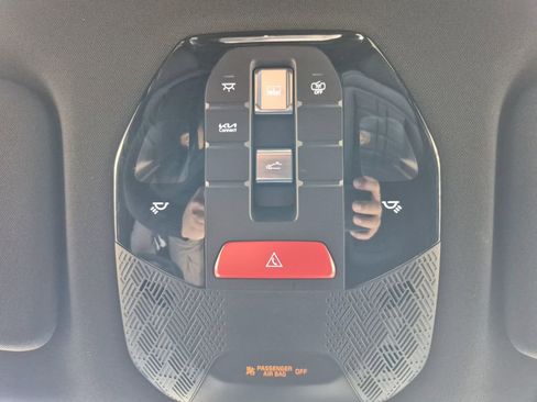 New 2026 Kia EV9 Land image 26