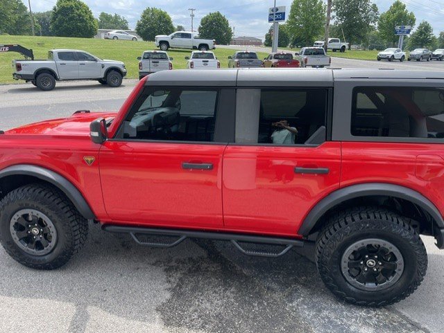 Used 2021 Ford Bronco Badlands AWD/4WD image 3