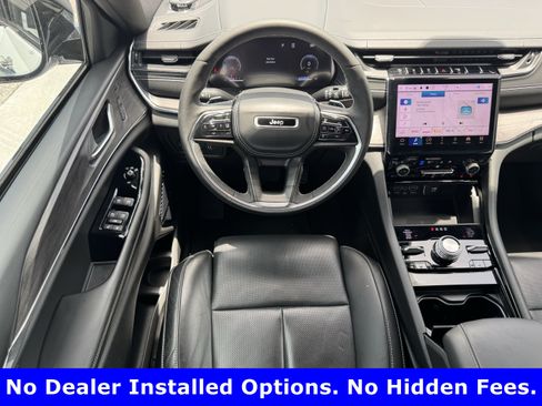 Used 2024 Jeep Grand Cherokee Overland w/ Luxury Tech Group IV AWD/4WD image 12