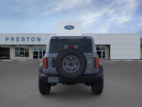 New 2025 Ford Bronco Badlands image 5